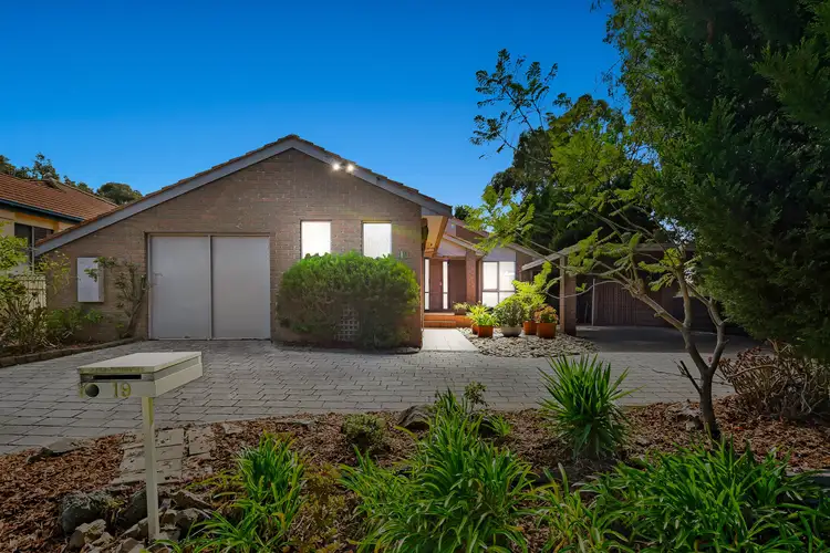 19 Streeton Court, Rowville VIC 3178