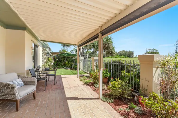 4/40 Beachside Way, Yamba NSW 2464