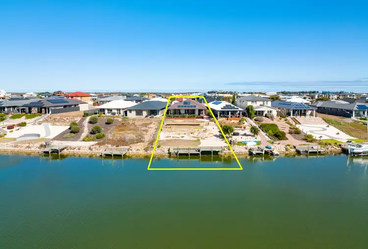 54 Blanche Parade, Hindmarsh Island SA 5214