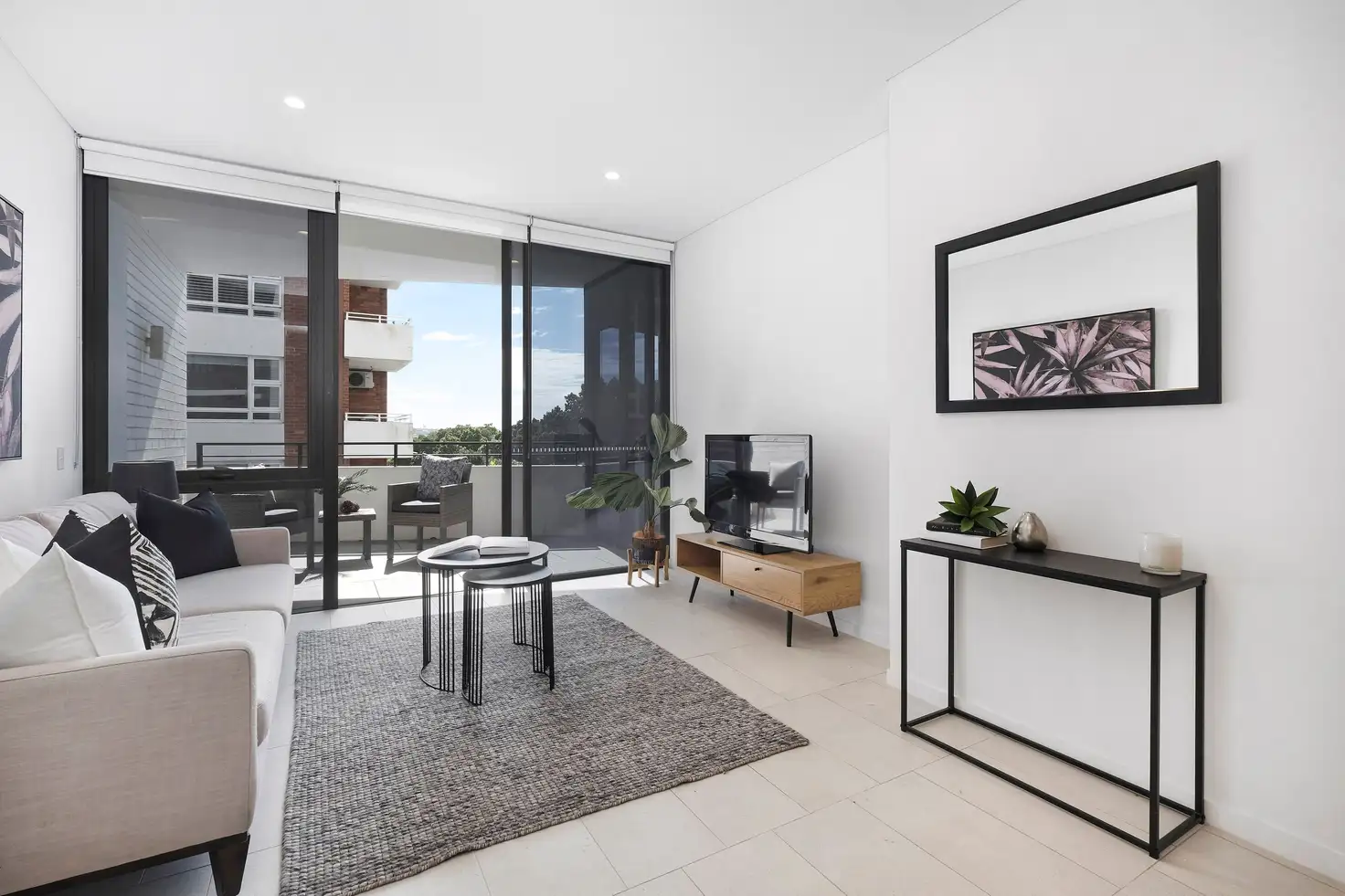 Main view of Homely unit listing, 1206/18-20 Ocean Street, Bondi NSW 2026