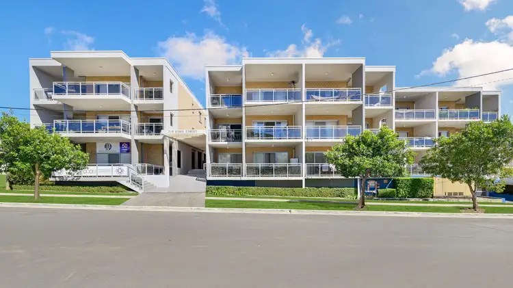 24/7 King Street, Campbelltown NSW 2560