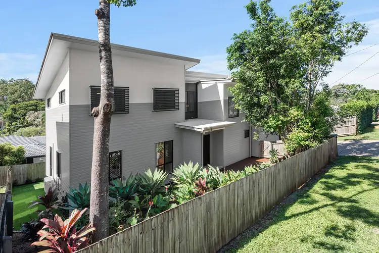 4 Furlong Street, Indooroopilly QLD 4068