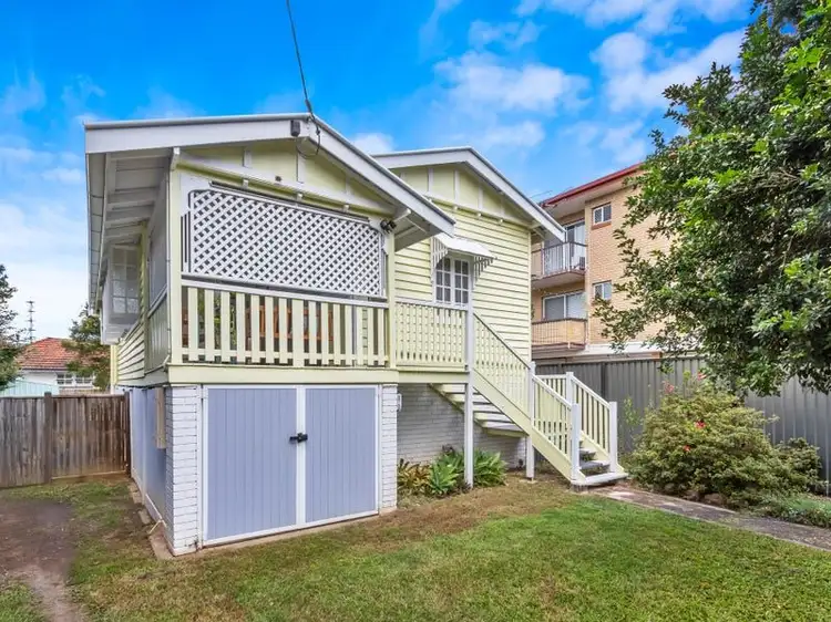 15 Lasseter Street, Kedron QLD 4031