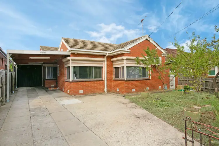 692 Gilbert Road, Reservoir VIC 3073