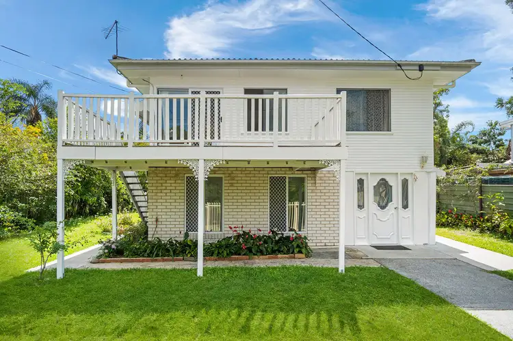 15 Oakland Avenue, Woodridge QLD 4114