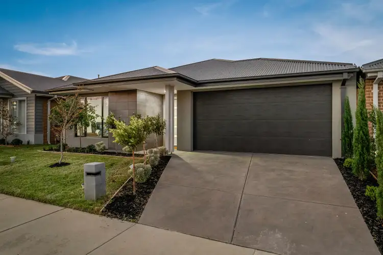 Second view of Homely house listing, 8 Leeson Street, Officer South VIC 3809