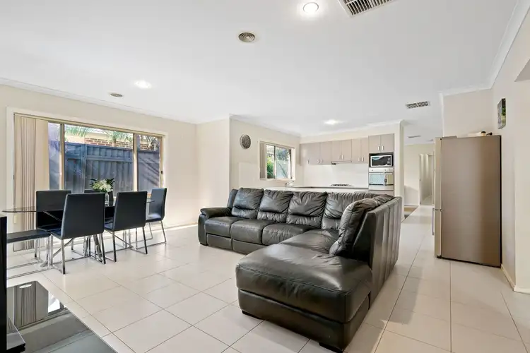 Sixth view of Homely house listing, 10 Page Close, Pakenham VIC 3810