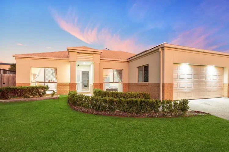 32 Courtney Close, Heritage Park QLD 4118