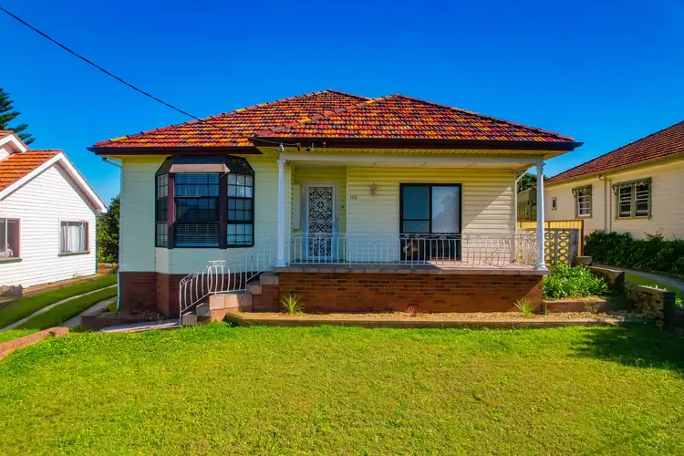 109 Crescent Road, Waratah NSW 2298
