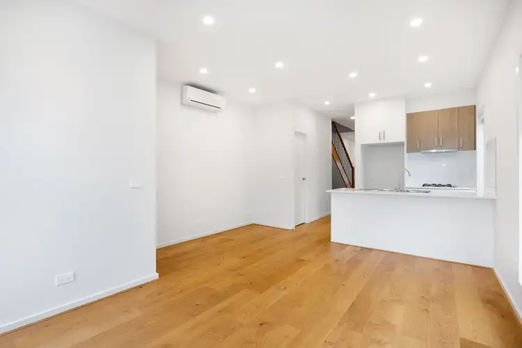 Fourth view of Homely townhouse listing, 5/38 Macartney Street, Reservoir VIC 3073