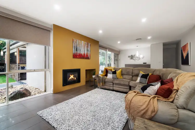 Fifth view of Homely house listing, 2 Hakea Place, Rowville VIC 3178