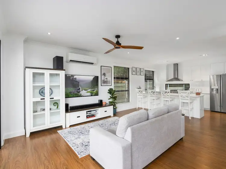 2/71 Bluetail Crescent, Upper Coomera QLD 4209