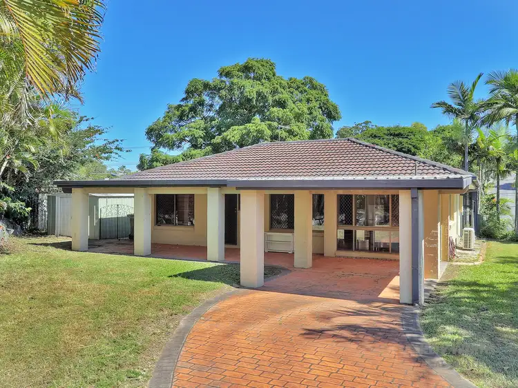 1 Wendy Court, Rochedale South QLD 4123