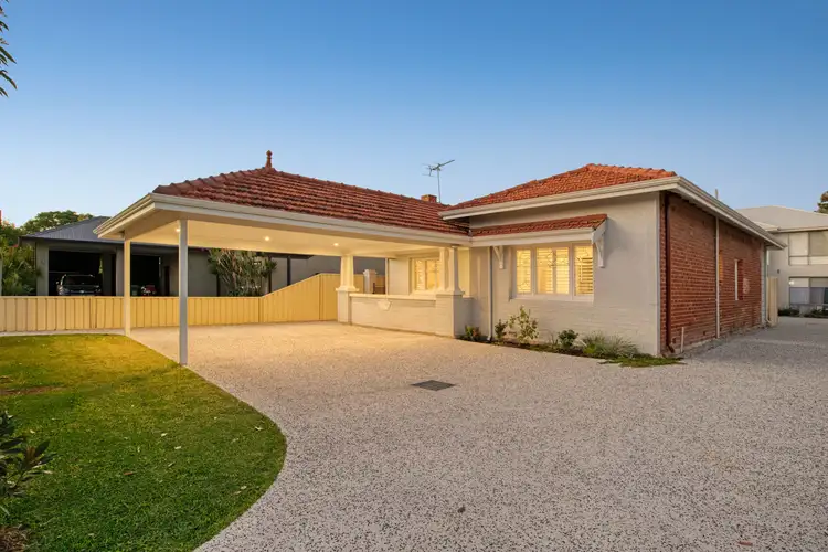 22 Grand Promenade, Bayswater WA 6053
