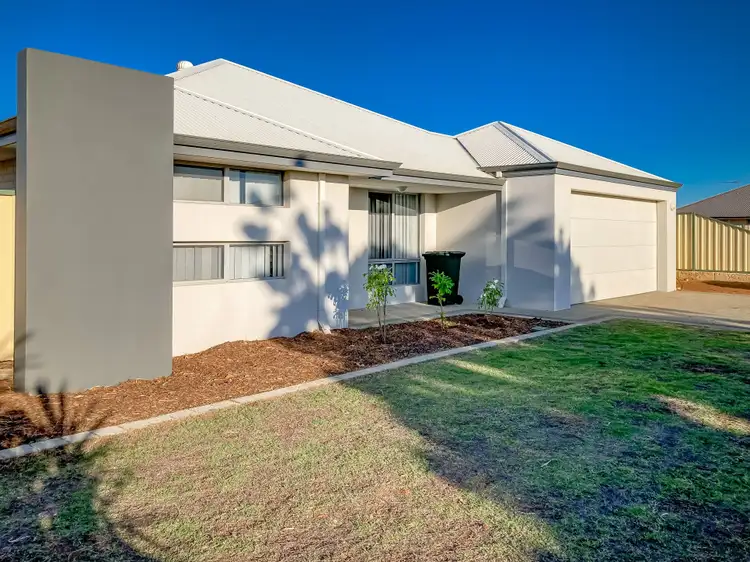 Second view of Homely house listing, 5 Letter Close, Utakarra WA 6530