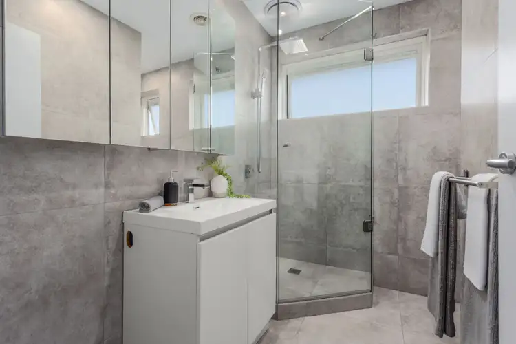 Fourth view of Homely apartment listing, 6/2B Thomson Avenue, Murrumbeena VIC 3163