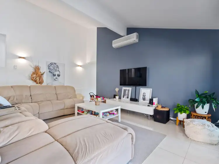 Second view of Homely house listing, 4 Daniel Cresent, Ashmore QLD 4214