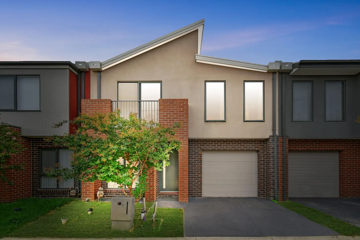 Main view of Homely townhouse listing, 4/180 Henry Road, Pakenham VIC 3810