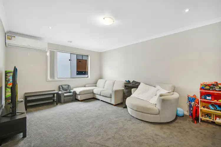 Sixth view of Homely townhouse listing, 4/180 Henry Road, Pakenham VIC 3810