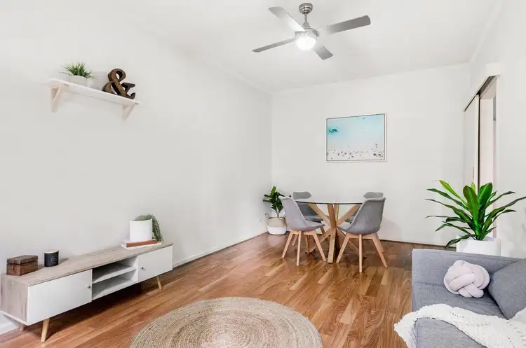 2/9 Cross Street, Hove SA 5048