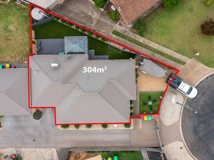 Main view of Homely house listing, 1/8-10 Kingsley Court, Yarrawonga VIC 3730