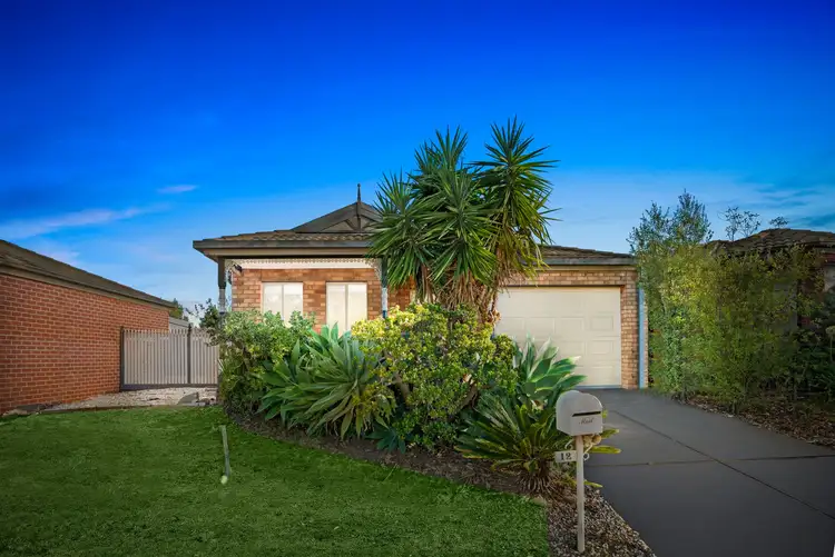 12 Silver Gum Street, Manor Lakes VIC 3024