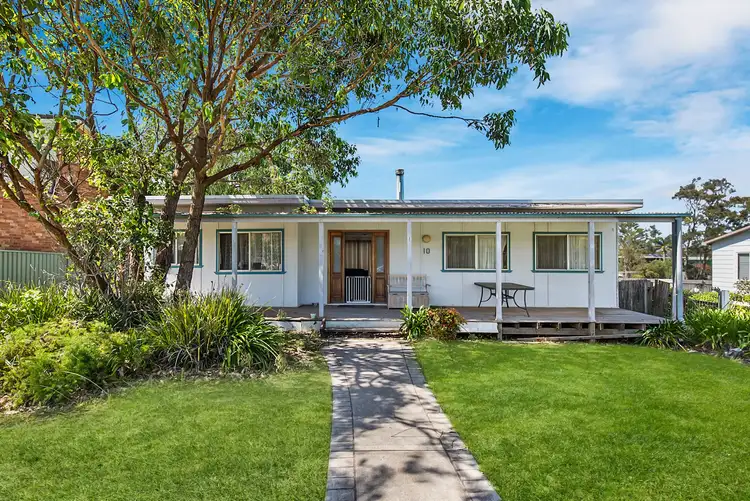 10 Wentworth Street, Culburra Beach NSW 2540