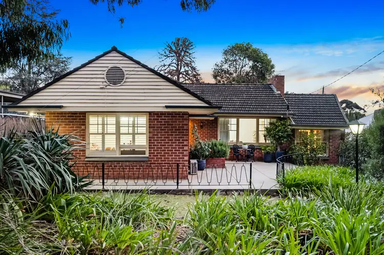 8 Windermere Avenue, Clapham SA 5062