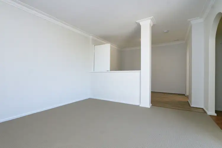 Fifth view of Homely house listing, 5/24 Dealy Close, Cannington WA 6107