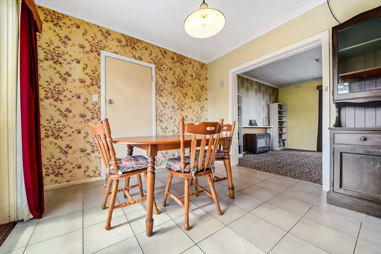 Fourth view of Homely house listing, 5 Yongala Court, Clayton South VIC 3169