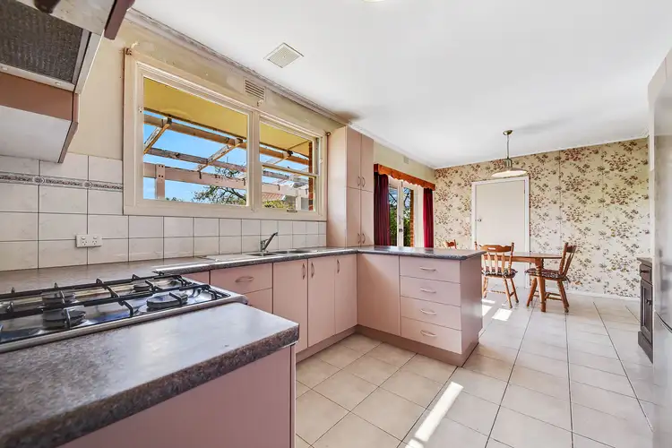 Sixth view of Homely house listing, 5 Yongala Court, Clayton South VIC 3169