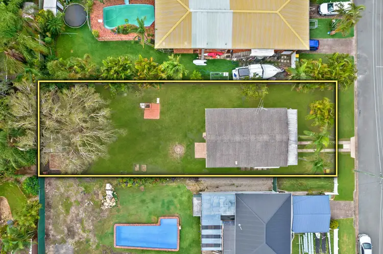 14 Wendy Crescent, Clontarf QLD 4019