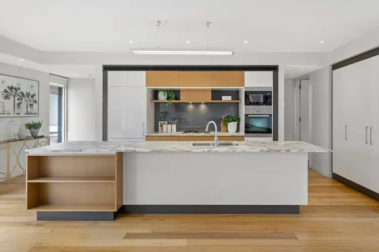 Fifth view of Homely townhouse listing, 2/17 Peel Street, Kew VIC 3101