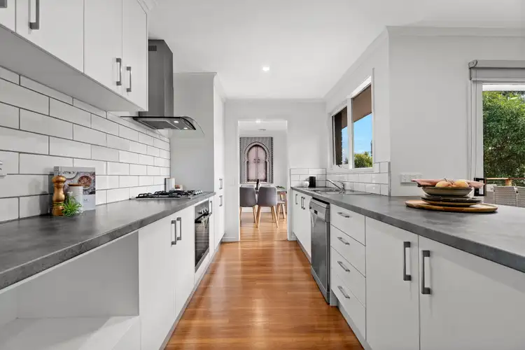 Fourth view of Homely house listing, 5 Bareena Avenue, Rowville VIC 3178