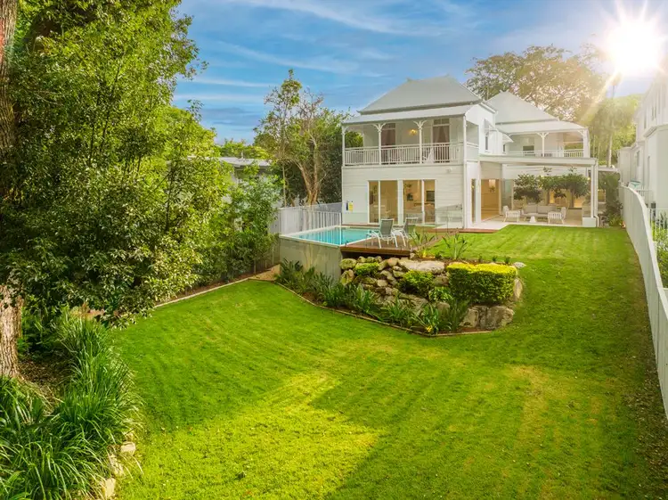 102 Victoria Avenue, Chelmer QLD 4068