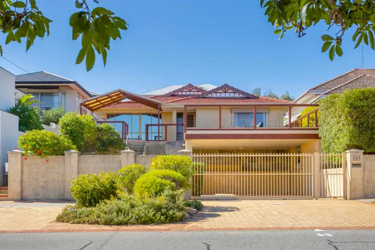 88 Westview Street, Scarborough WA 6019