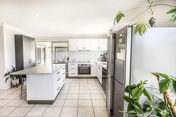 Second view of Homely house listing, 5 Bauhinia Court, Emerald QLD 4720