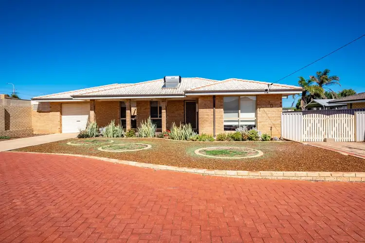 10 Torquay Place, Tarcoola Beach WA 6530