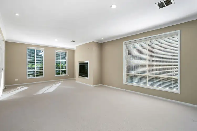 Fifth view of Homely house listing, 11 Findon Way, Berwick VIC 3806