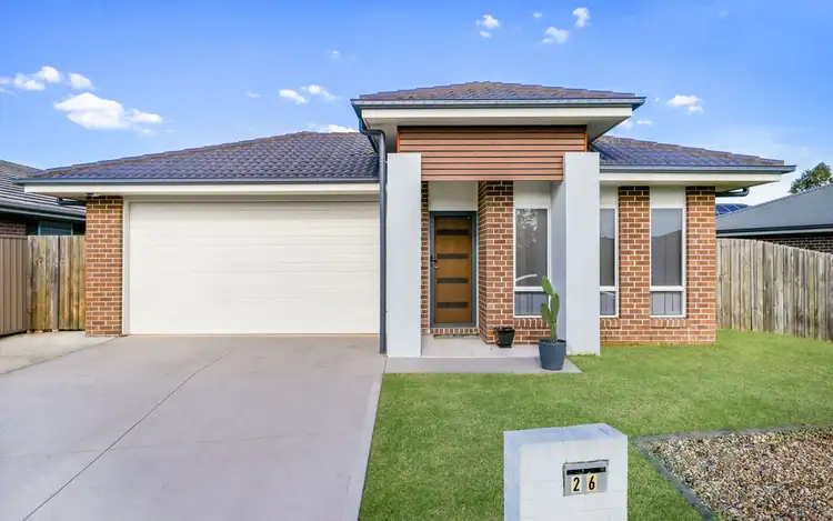 26 Plymouth Boulevard, Spring Farm NSW 2570