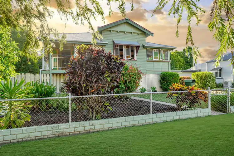 13 Richmond Street, Hermit Park QLD 4812