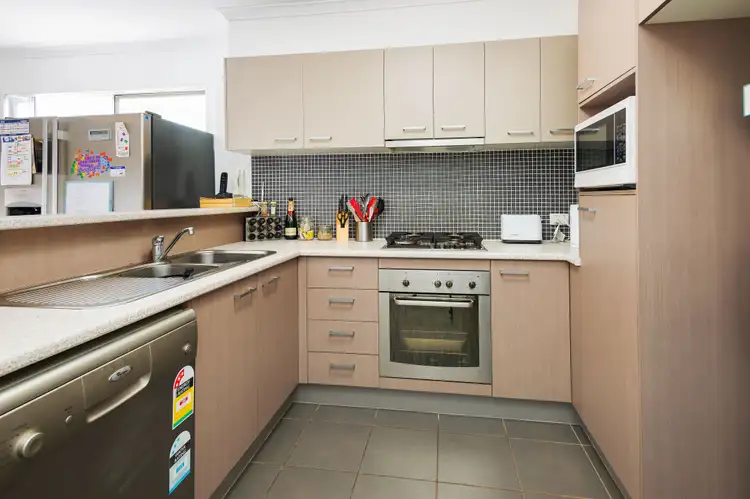 Main view of Homely unit listing, 9/9 View Street, Mount Gravatt East QLD 4122
