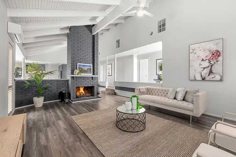 Second view of Homely house listing, 5 Carbon Crescent, Mill Park VIC 3082