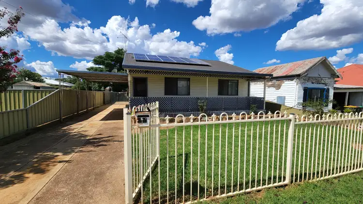 36 Peak Hill Road, Parkes NSW 2870