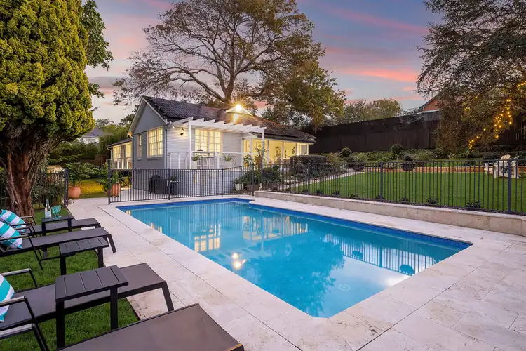 29 Ku-ring-gai Avenue, Turramurra NSW 2074