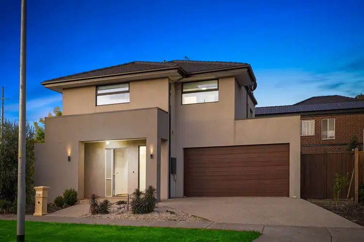 19 Stoneleigh Circuit, Williams Landing VIC 3027