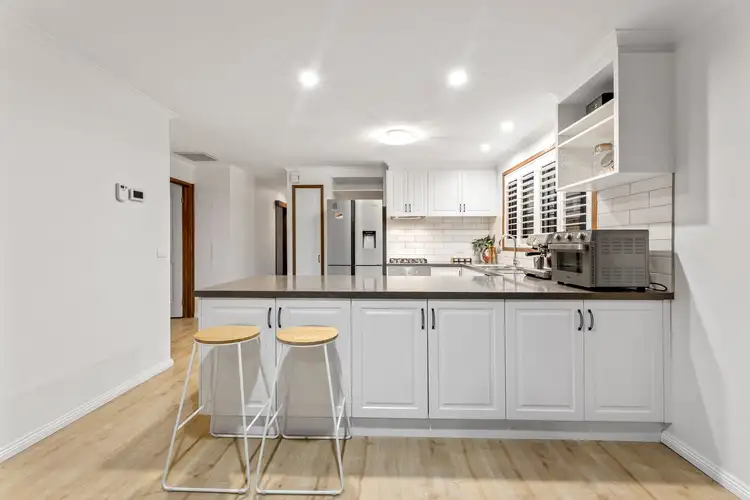 Third view of Homely house listing, 6 Towt Court, Rowville VIC 3178