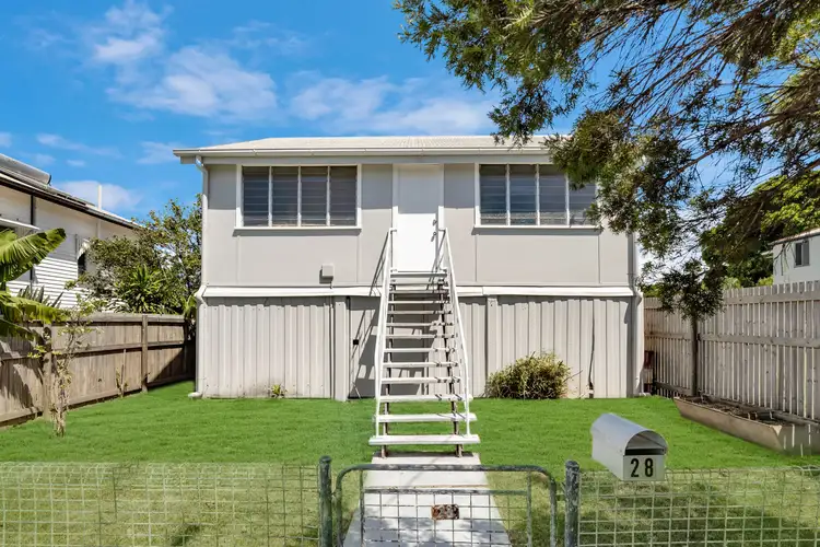 Main view of Homely house listing, 28 Clarendon Street, Hyde Park QLD 4812