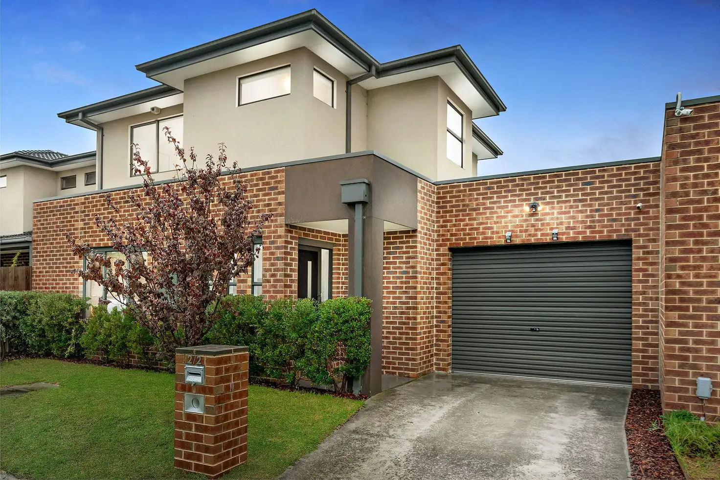 Main view of Homely townhouse listing, 2/2 Alice Street, Clayton VIC 3168
