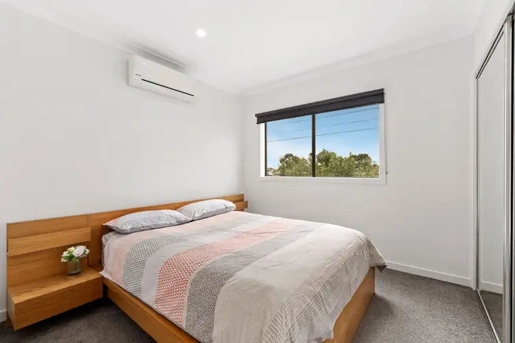 Sixth view of Homely house listing, 2/17 Cleveland Street, Thomastown VIC 3074